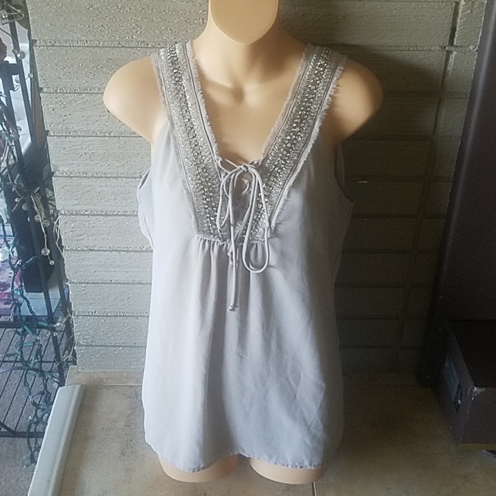 Beautiful BKE BOTIQUE rhinestone tank top!!
